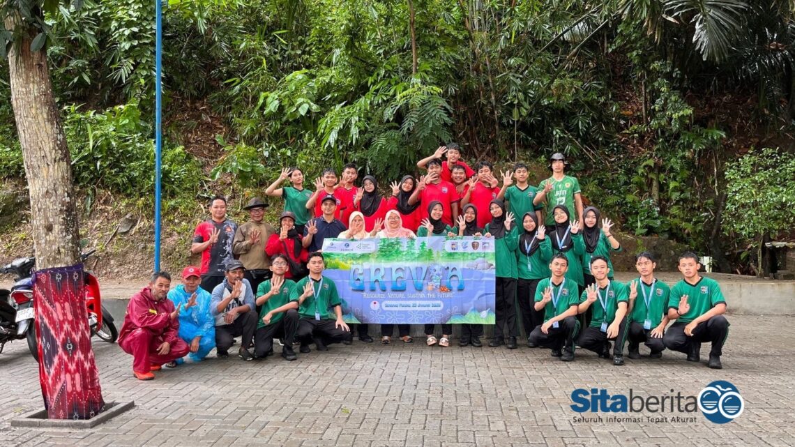 Jaga Mata Air, Kolaborasi Pelajar SMAN 4 Semarang Hijaukan Sendang Gede Pucung